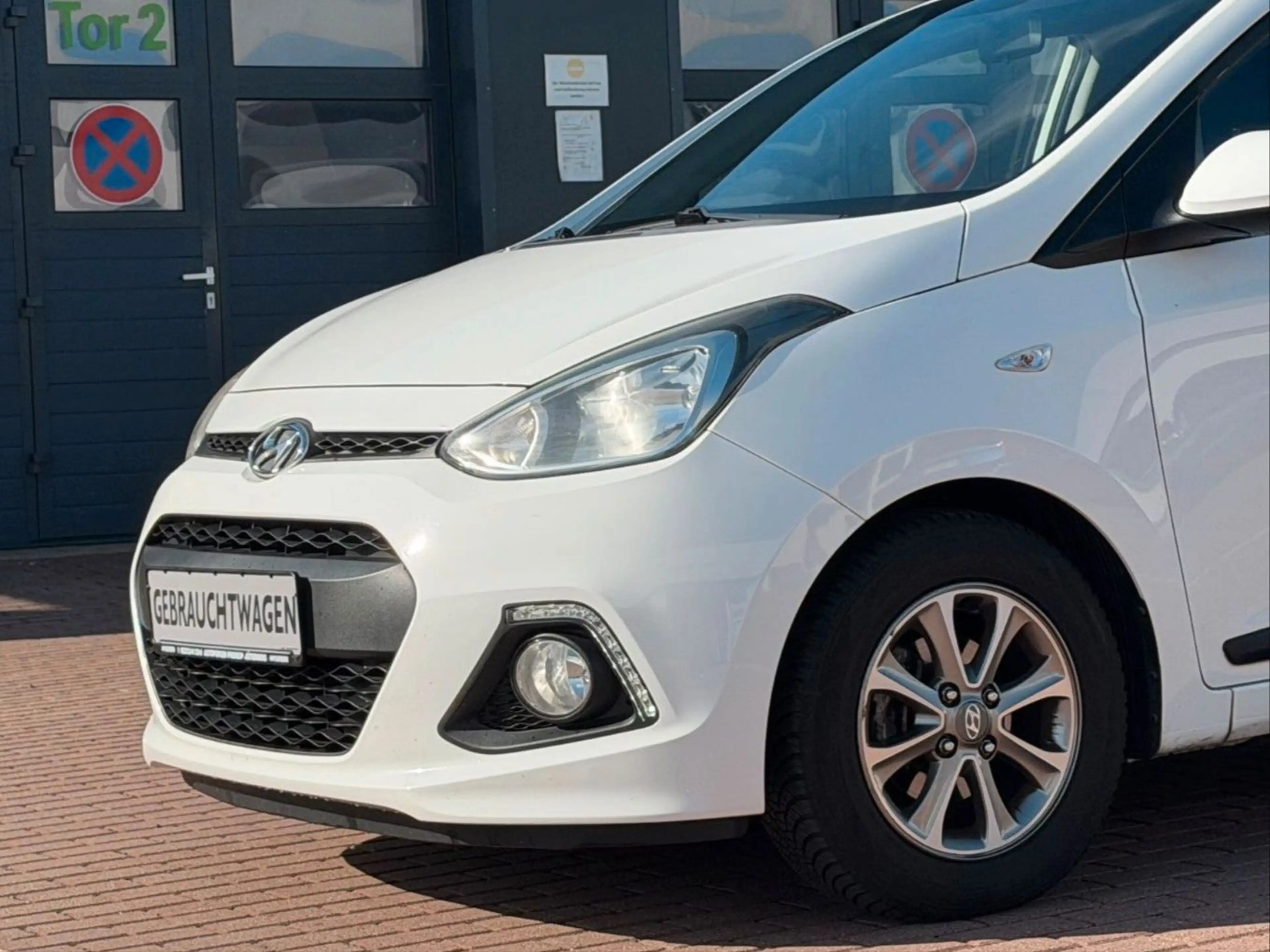 Hyundai i10 1.0 Passion *Klima*Allwetter*Isofix*USB*AUX* — photo 9