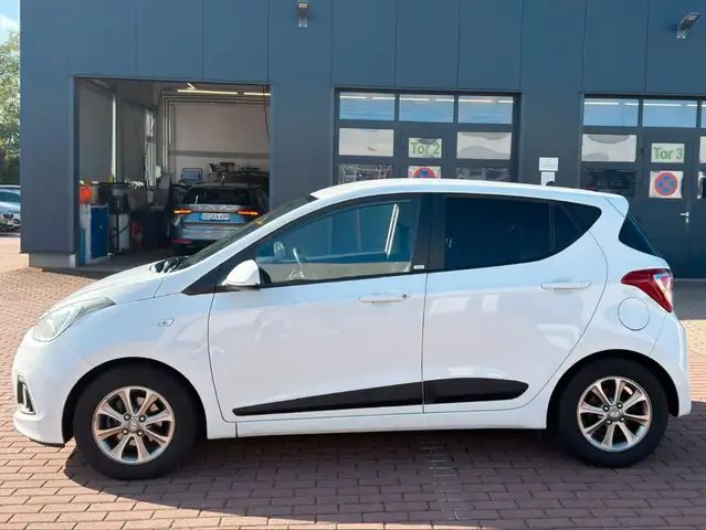 Hyundai I10 view 7