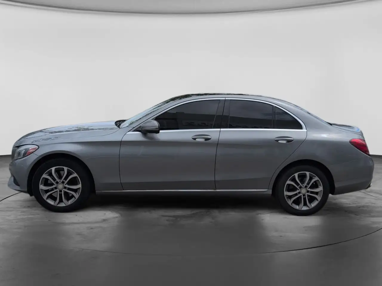 Mercedes-Benz C-Class photo Mercedes-Benz C-Class
