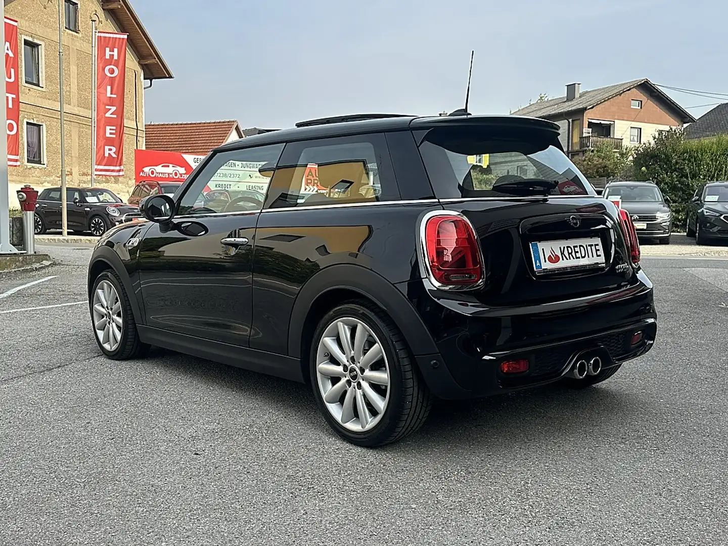 MINI Cooper S *Chilli-Paket, Head-up, Keyless, Panoramadach* Schwarz - 2