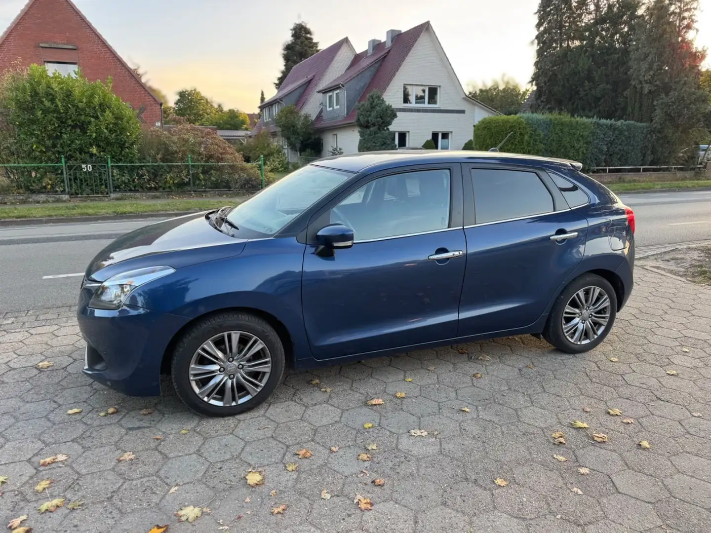 Suzuki Baleno 1.2Hybrid Exclusive*Xenon+Navi+Kamera+ACC Braun - 1