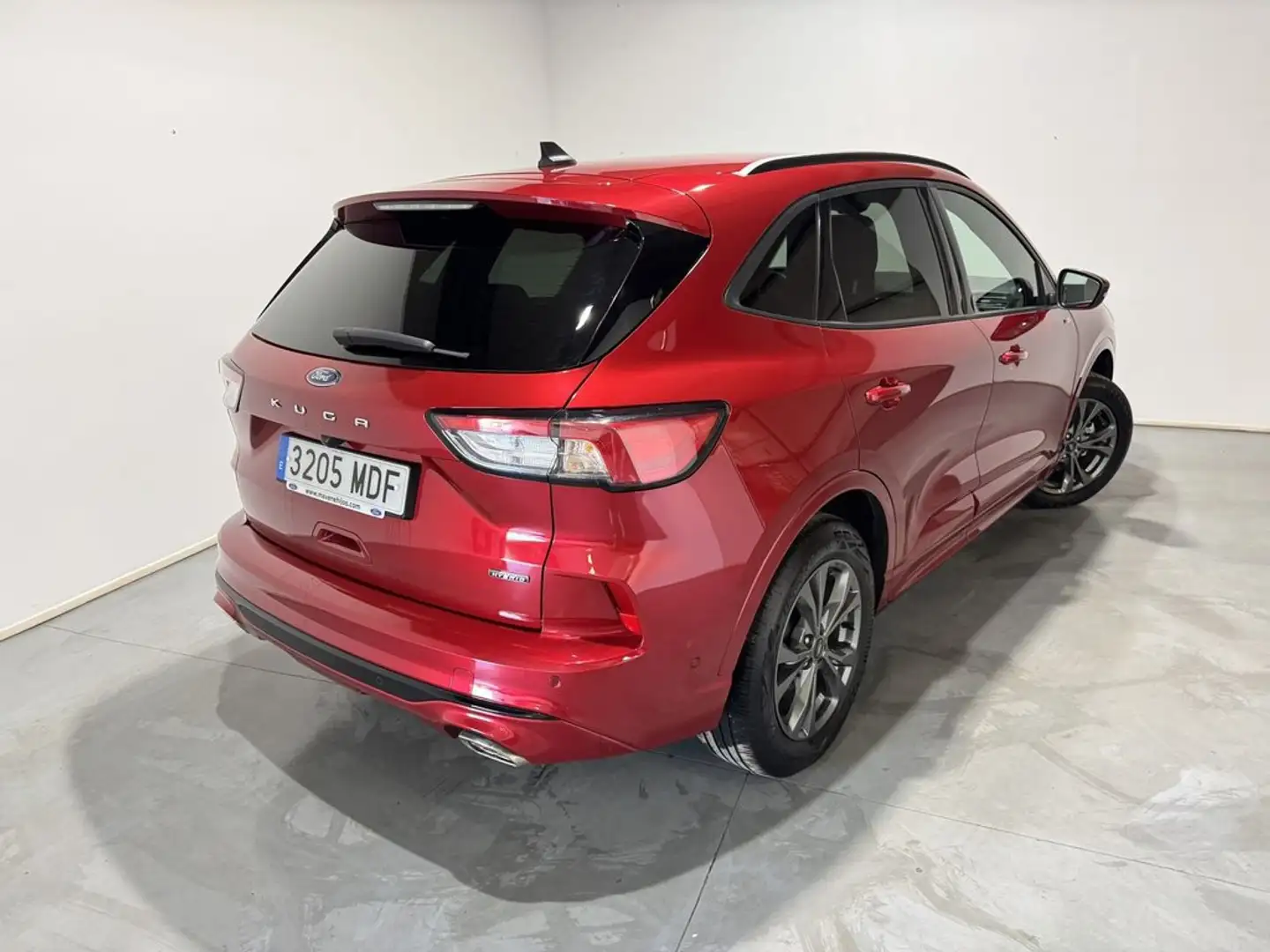 Ford Kuga 2.5 Duratec PHEV 225cv FWD Auto ST-Line Rojo - 2