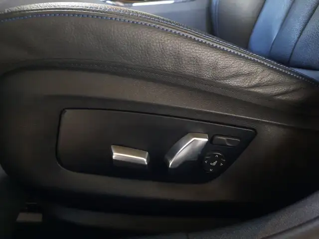 BMW 5 Series view 16