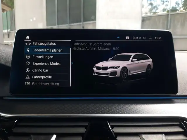 BMW 5 Series view 27