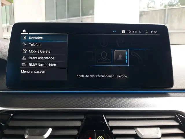BMW 5 Series view 26