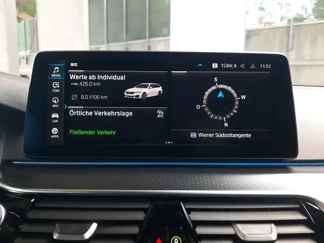 BMW 5 Series view 25