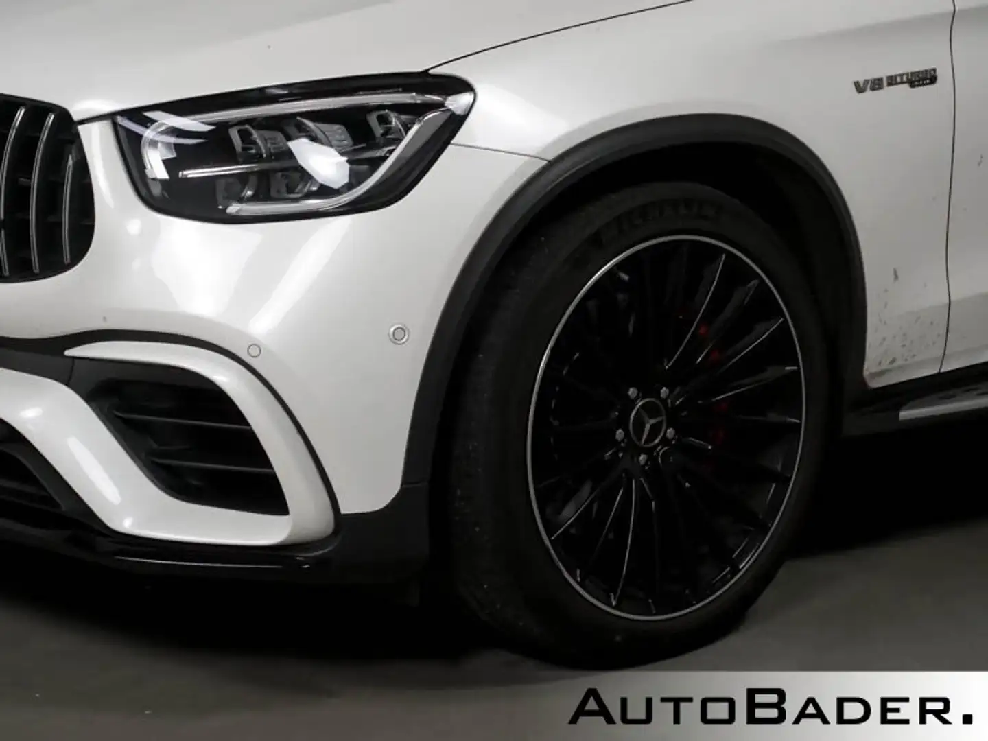 Mercedes-Benz GLC 63 AMG GLC 63 S 4M+ Coupé Perf-Sitze AERO Carbon SD 21" Bílá - 2