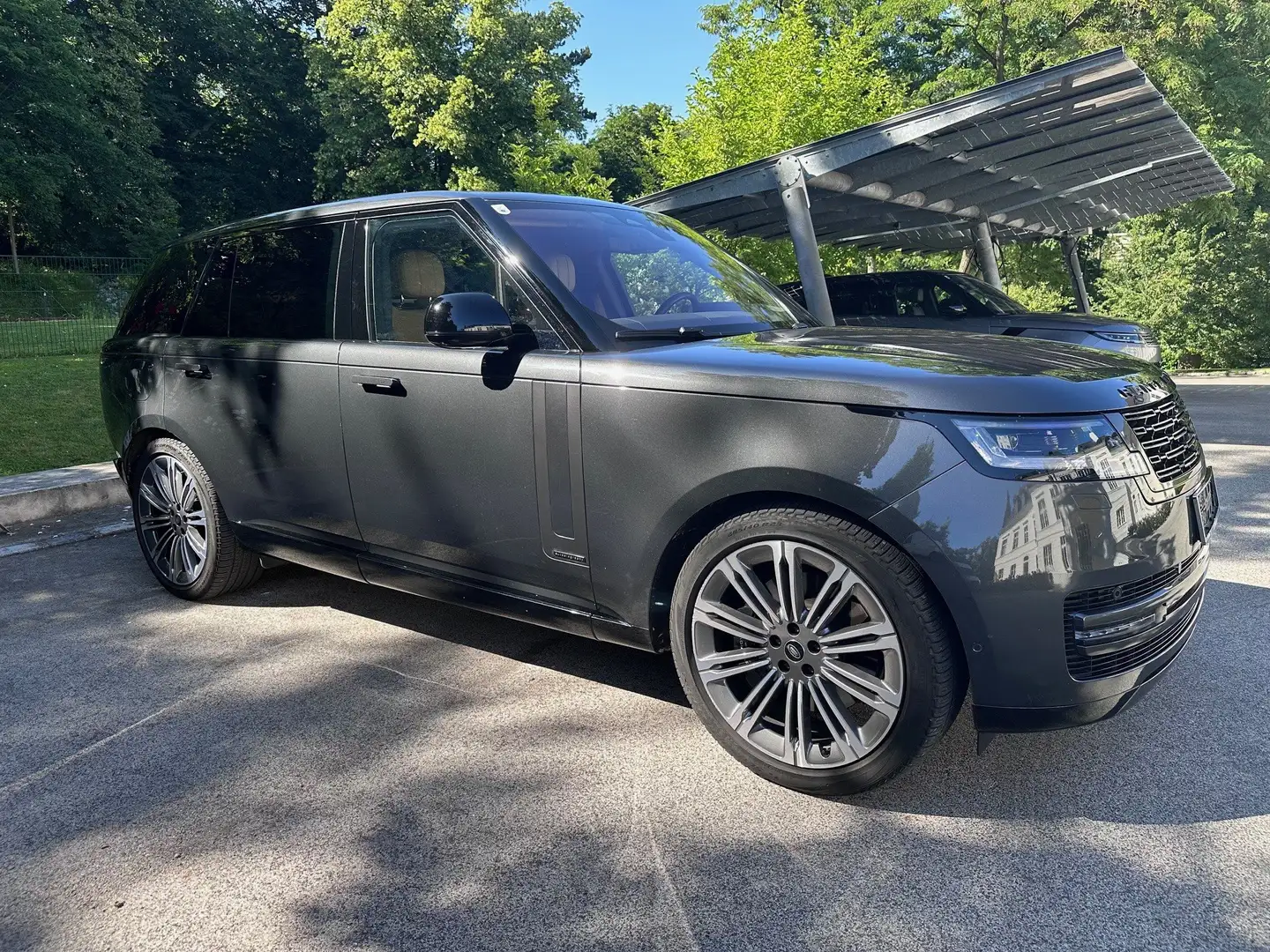 Land Rover Range Rover Range Rover P530 LWB 7-Stz. Autobiography Grau - 1