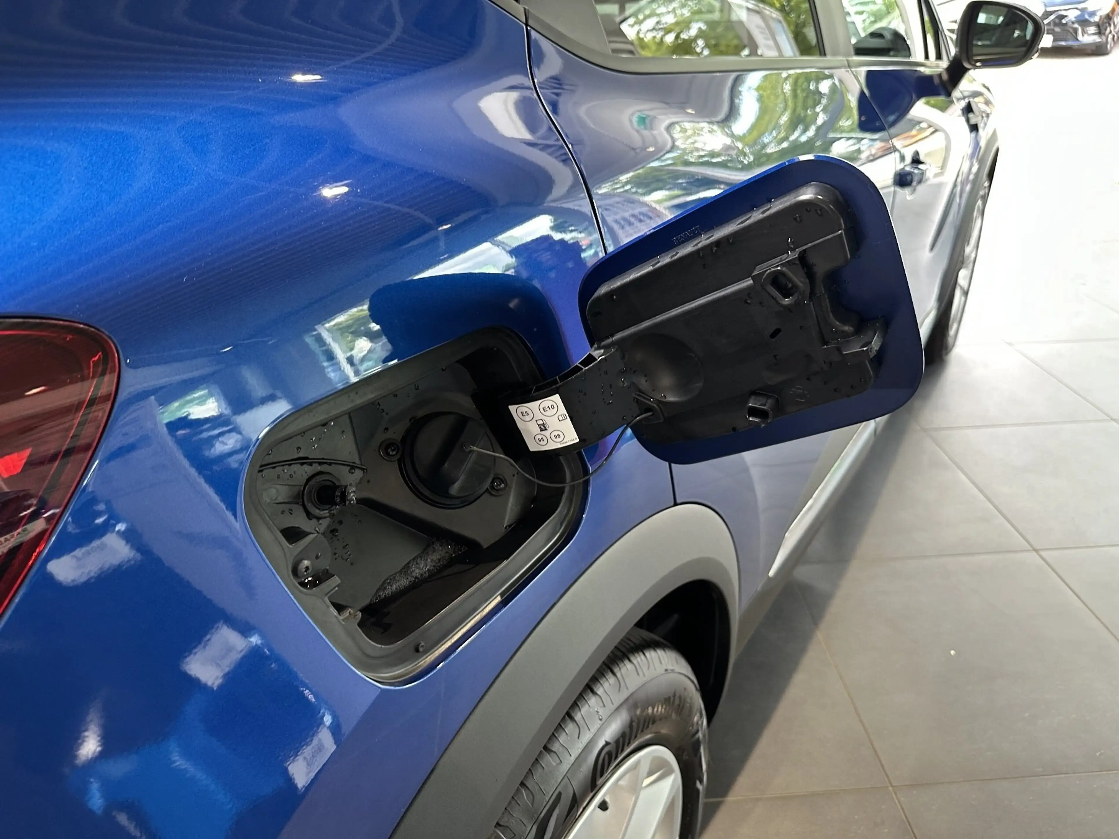 Renault Captur EXPERIENCE TCe 90 — photo 17