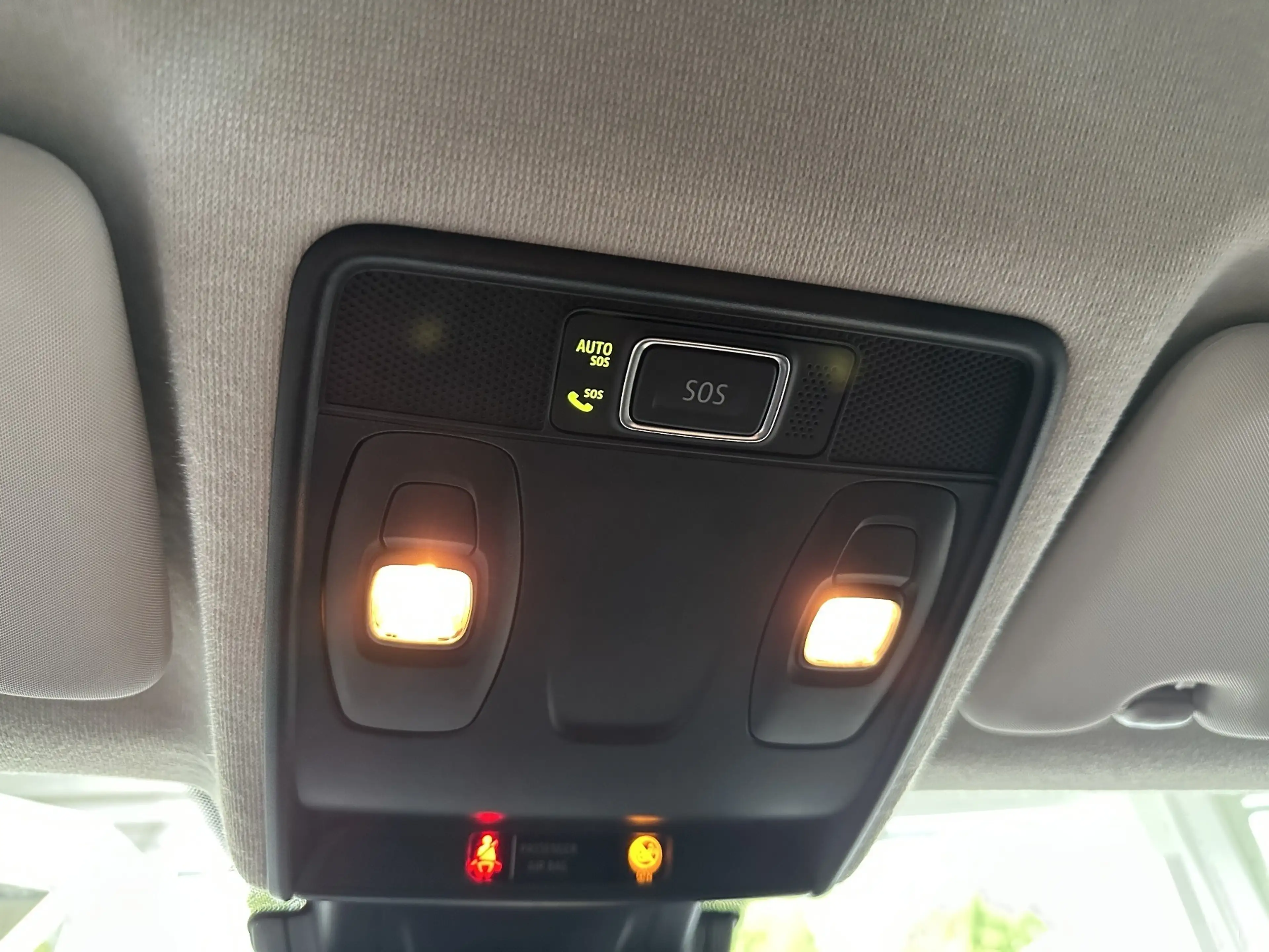 Renault Captur EXPERIENCE TCe 90 — photo 48