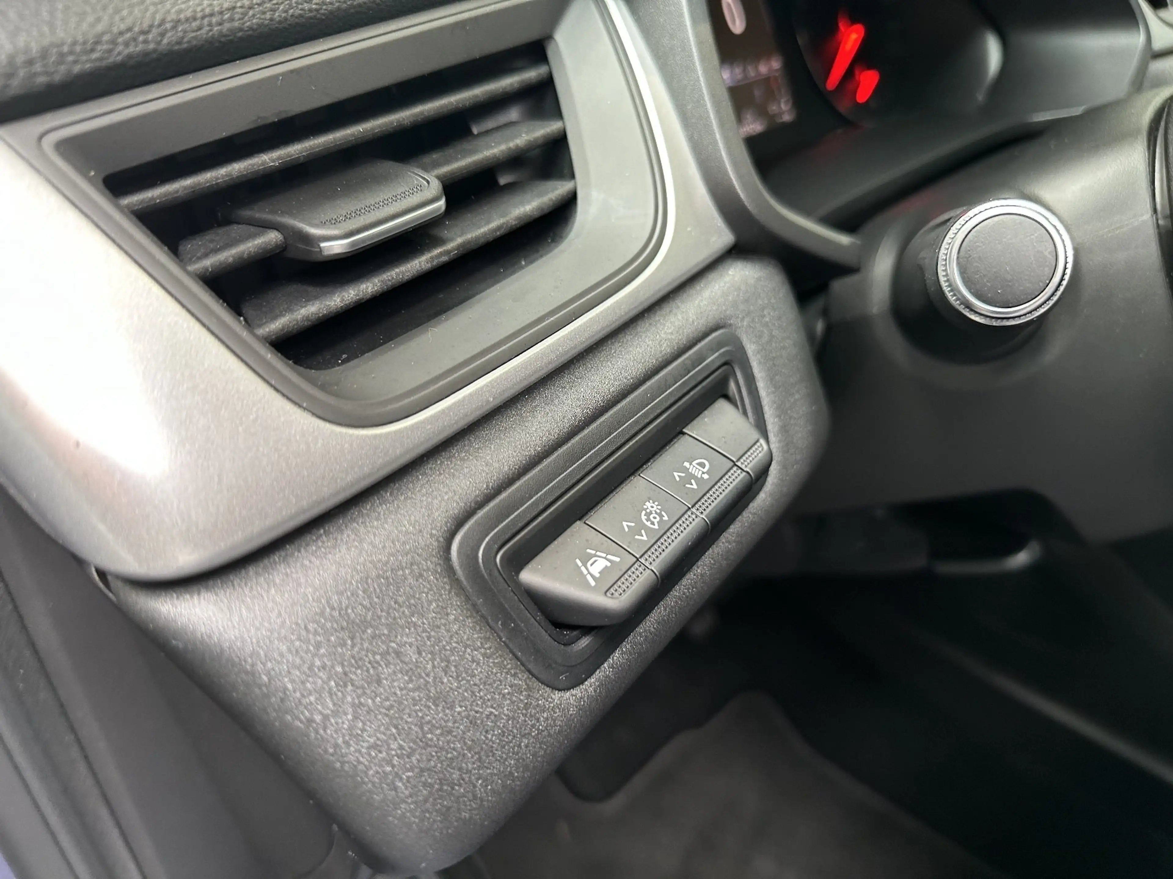 Renault Captur EXPERIENCE TCe 90 — photo 32