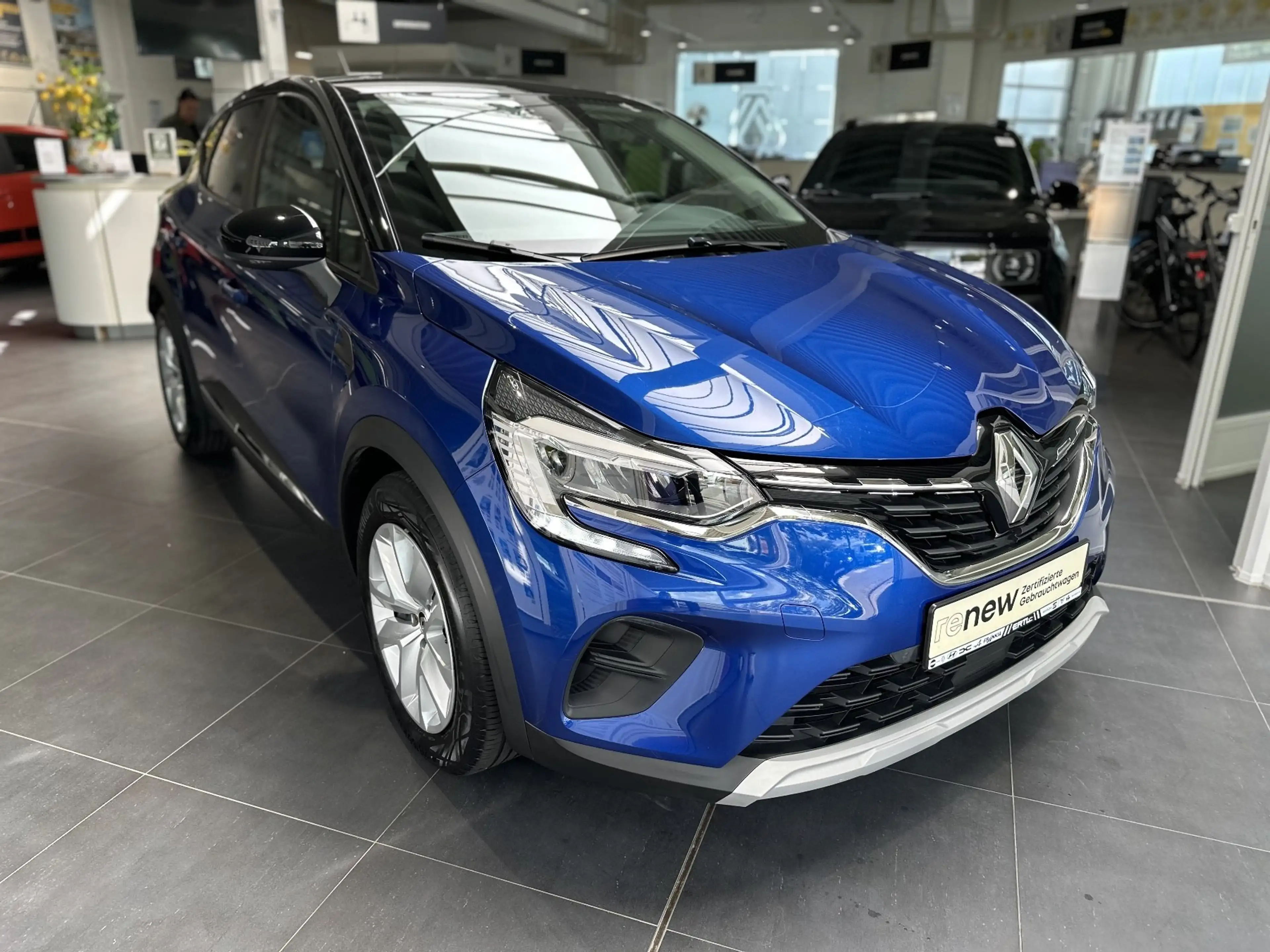 Renault Captur EXPERIENCE TCe 90 — photo 6