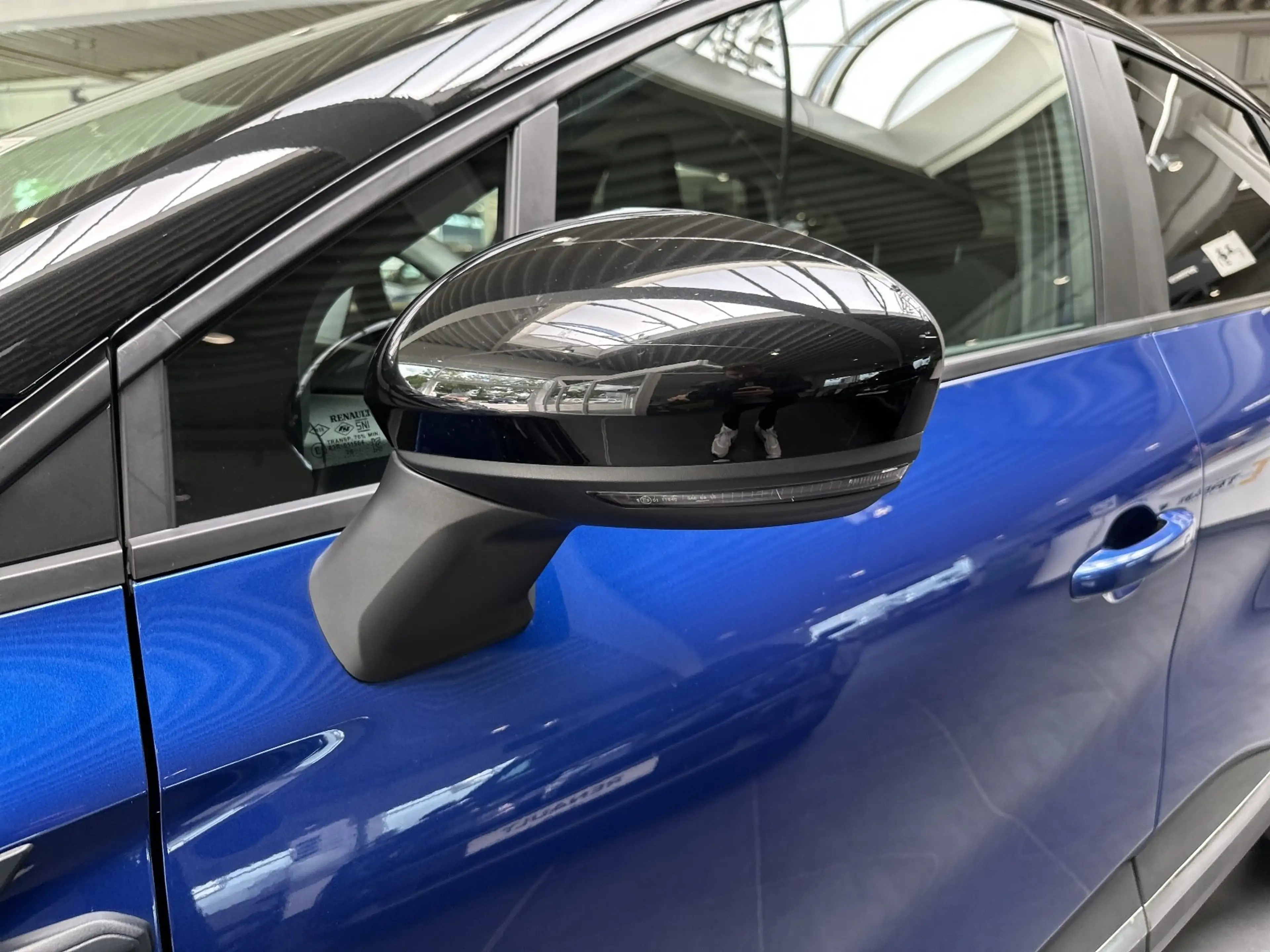 Renault Captur EXPERIENCE TCe 90 — photo 26