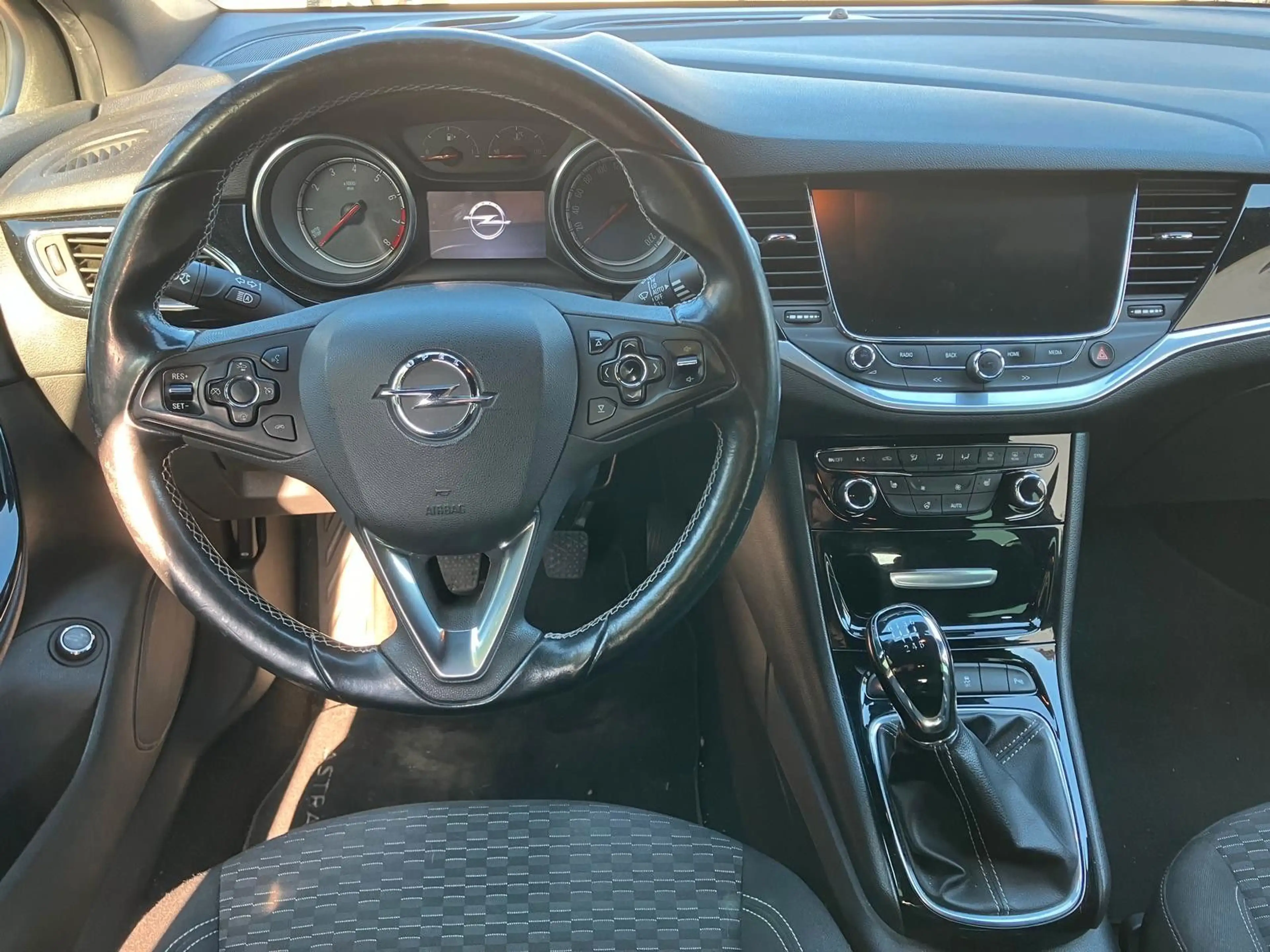 Opel Astra K Sports Tourer Dynamic Start/Stop — photo 11