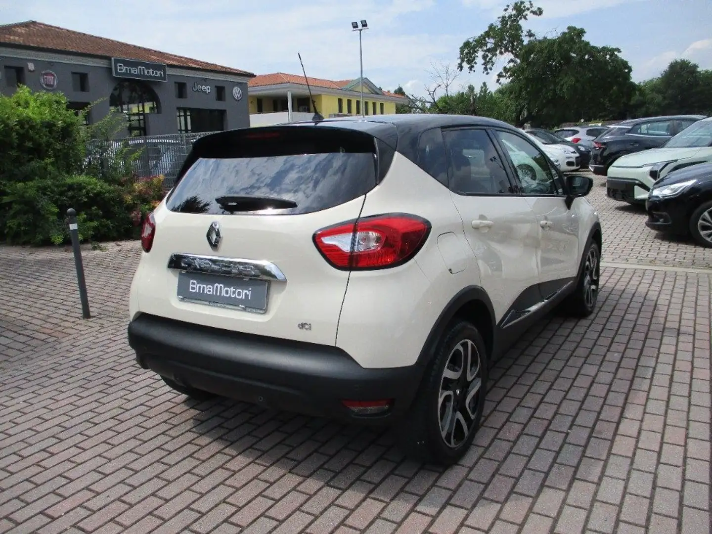 Renault Captur dCi 8V 90Cv S&S Energy Intens MOTORE NUOVO Beige - 2