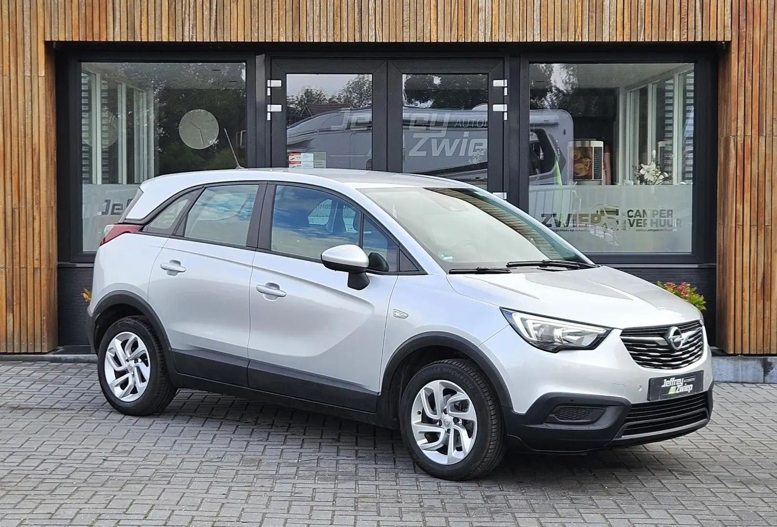 Opel Crossland X 1.2 Turbo Online Edition stoel/stuur verwarming. a - 2