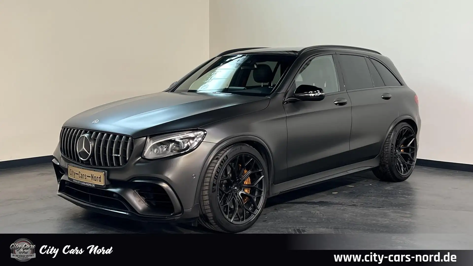 Mercedes-Benz GLC 63 AMG S-KERAMIK-NIGHT-BURMESTER-HUD Černá - 1