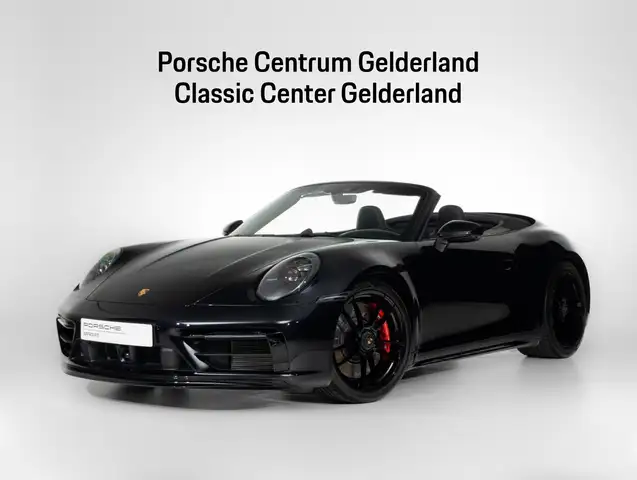 Porsche 992 Carrera 4 GTS Cabriolet