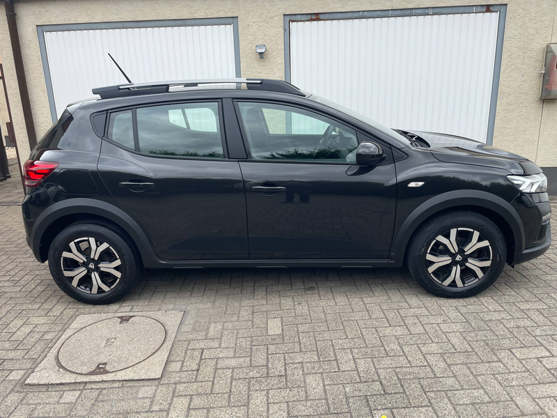 Dacia Sandero STEPWAY 1HD APPLECAR NAVI SHZ KEYLESSGO KAMERA PDC MFL USB ALU TEMPOMAT TOTWINKEL — photo 7