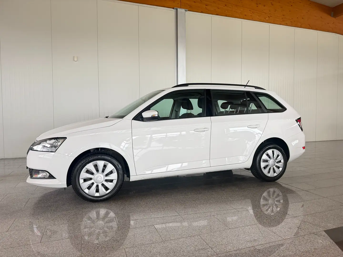 Skoda Fabia Ambition Combi TSI Weiß - 1