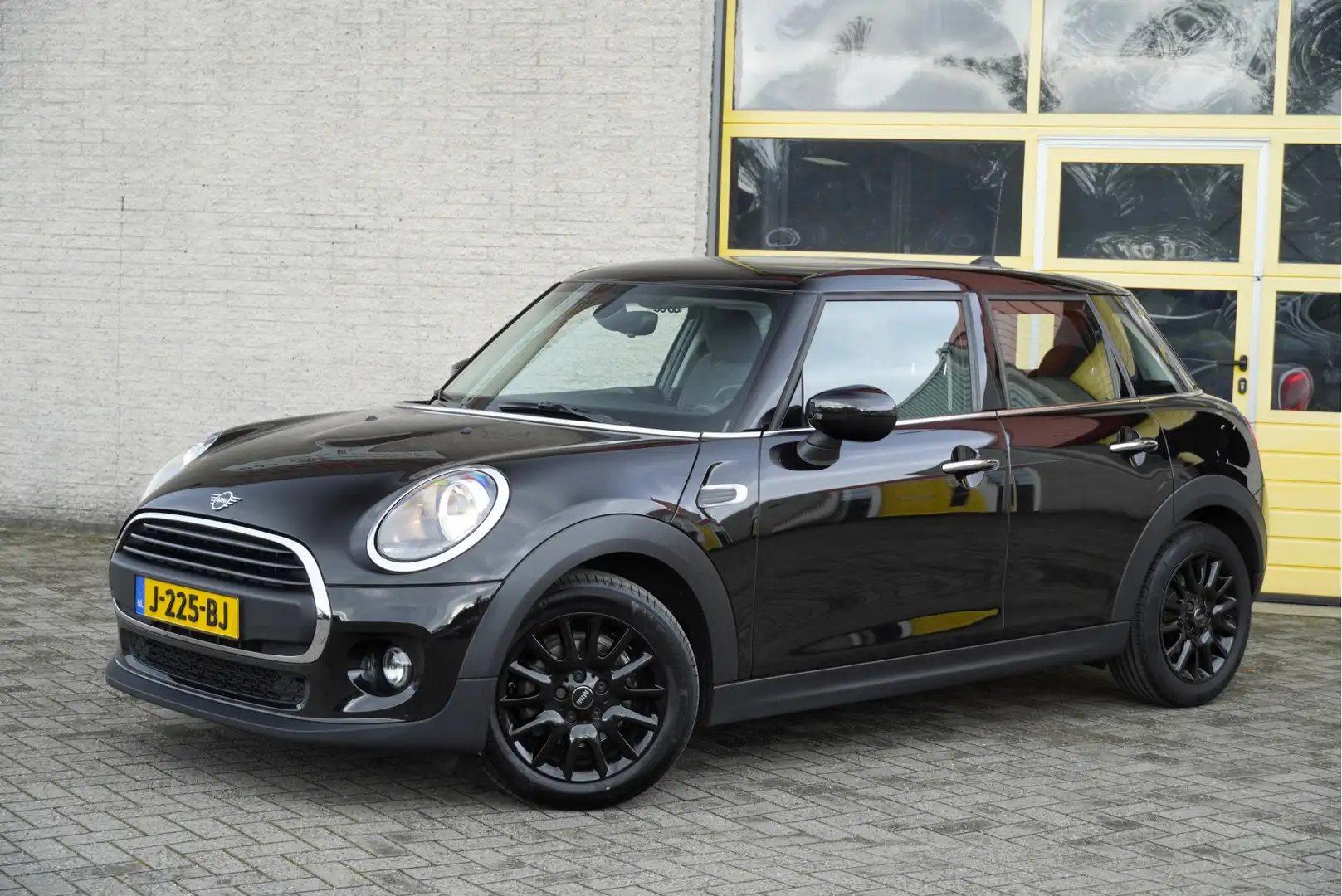 MINI One Mini 1.5 5deurs Business Edition BJ2020 Lmv 16" | Noir - 2