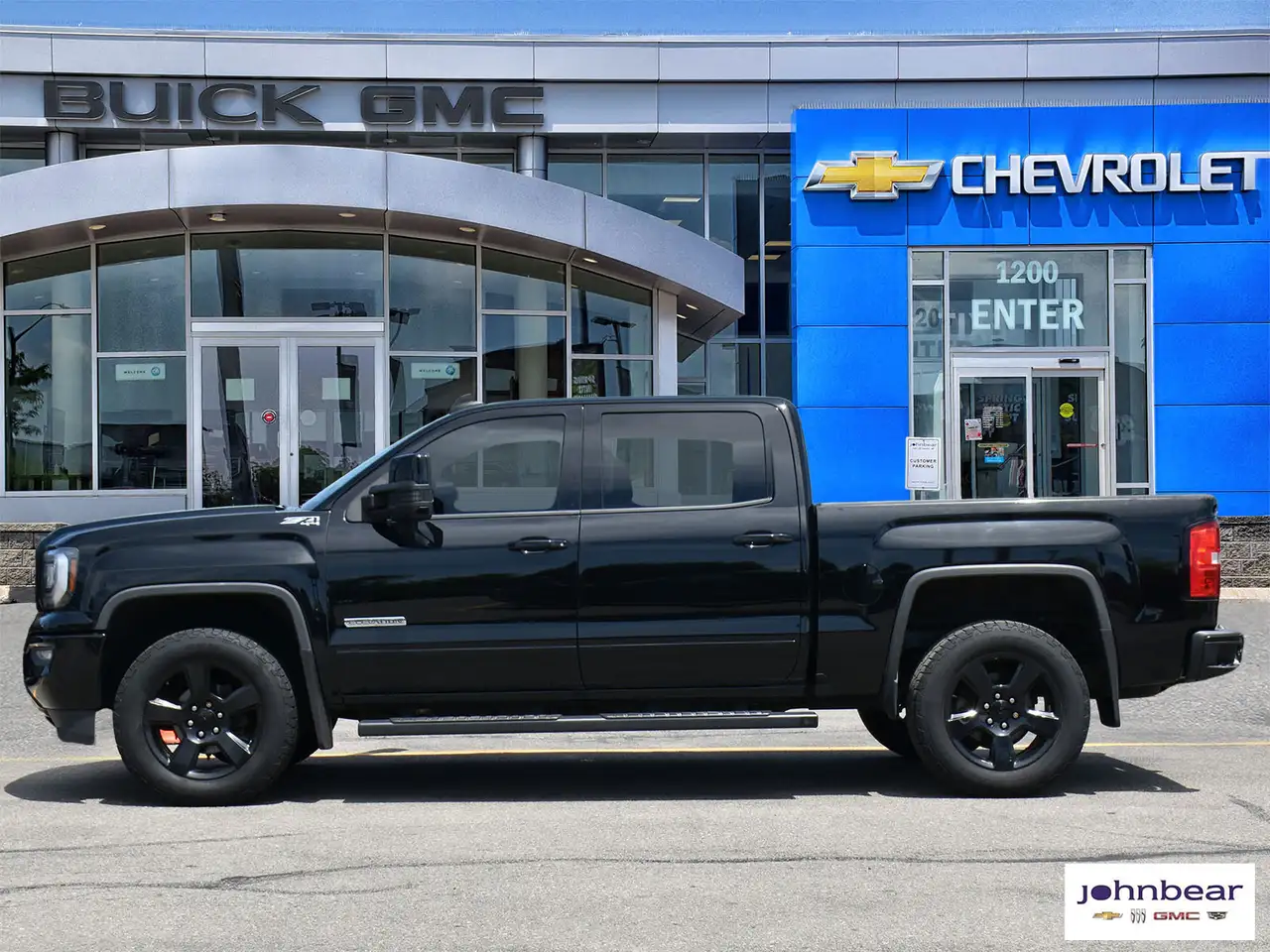 GMC Sierra 1500 снимка GMC Sierra 1500