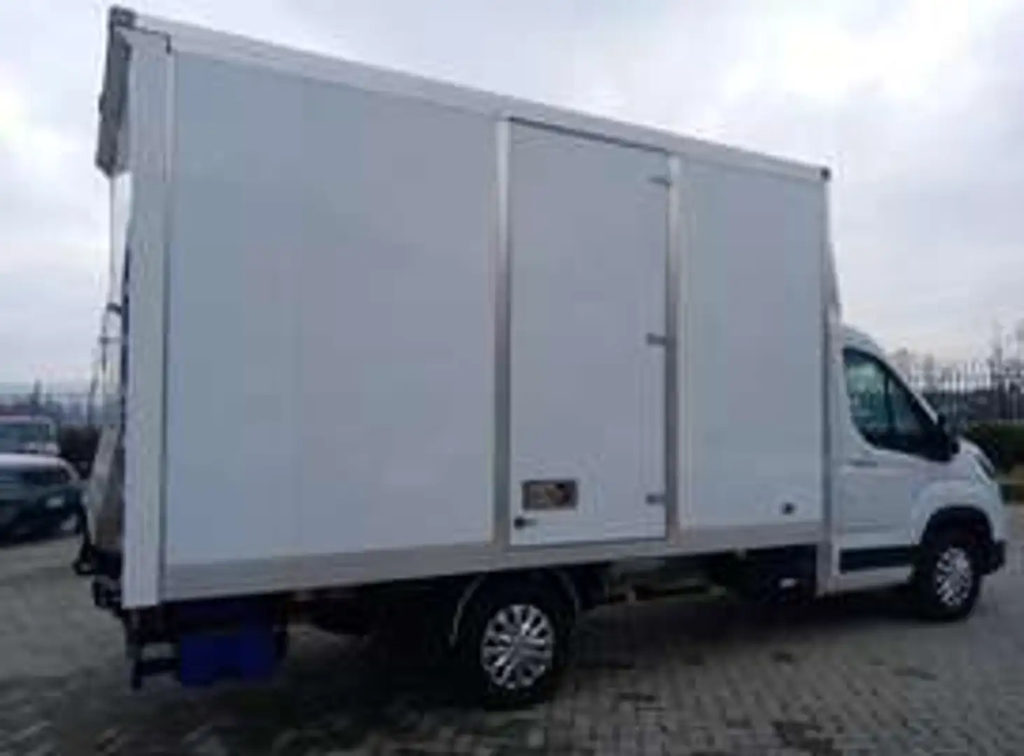 Maxus Deliver 9 Maxus Deliver 9 L3 rwd R.Sing Furgonat+Sponda Weiß - 2