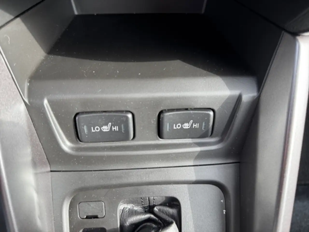 Suzuki Vitara 1.5 Hybrid Comfort+ Allgrip +Navi+Keyless+Schiebed 23