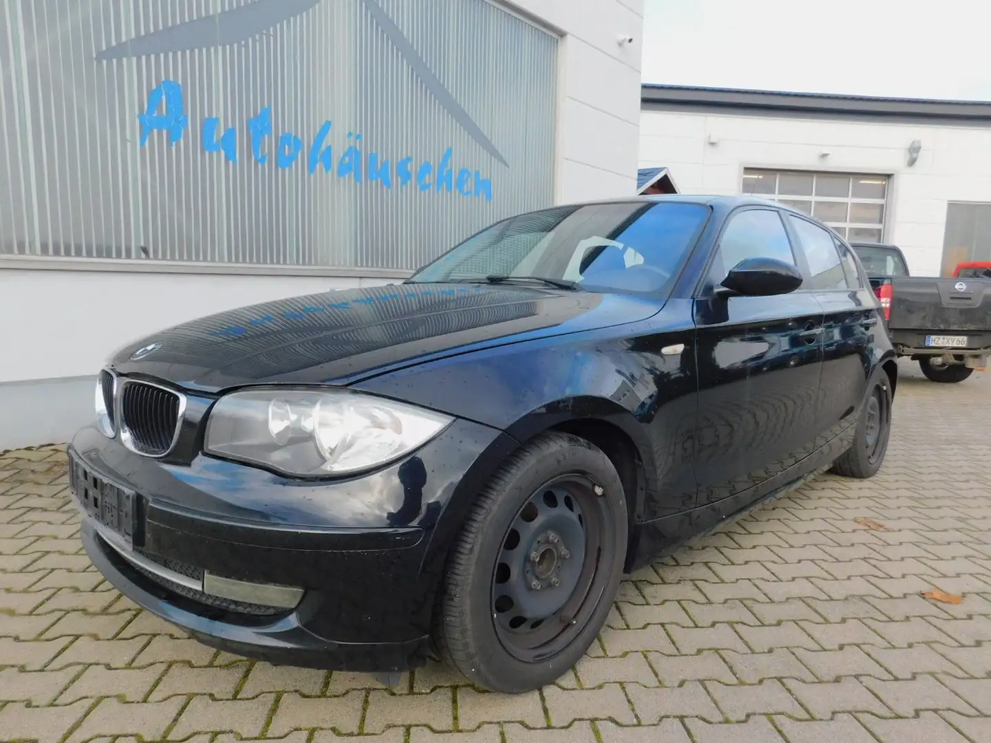 BMW 116 i Klima/Sitzheizung/BC/PDC/8.Fach Bereift Noir - 1