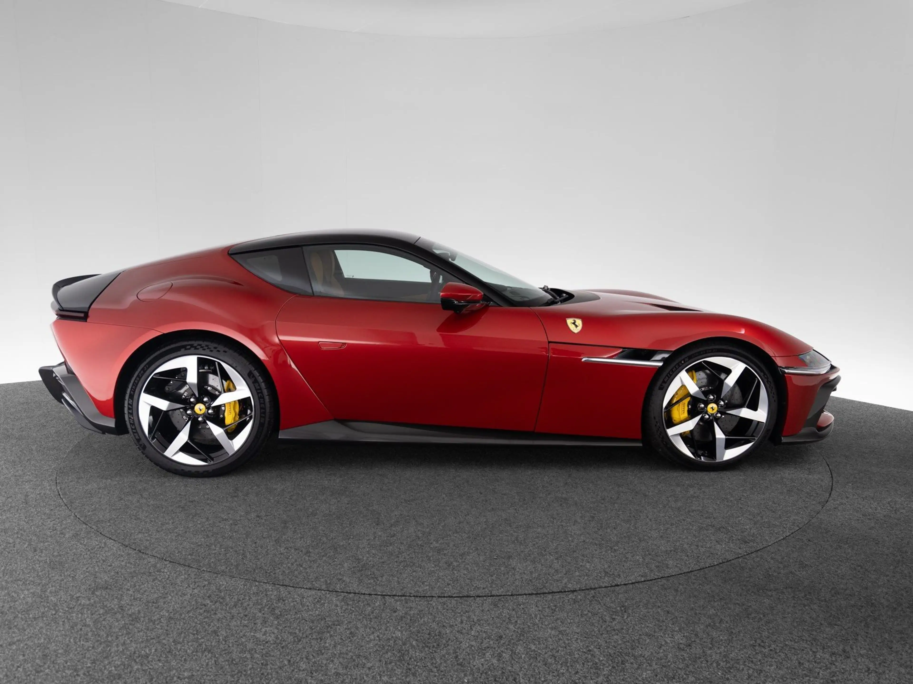 Ferrari 12 Cilindri 12Cilindri — photo 7