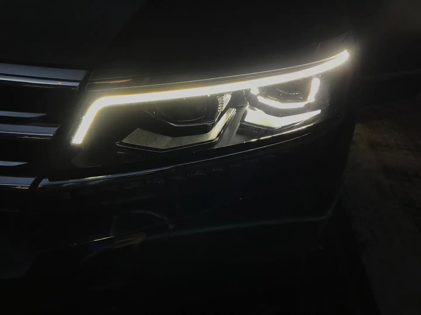 Volkswagen Tiguan 2.0 tdi advanced R-Line - 2