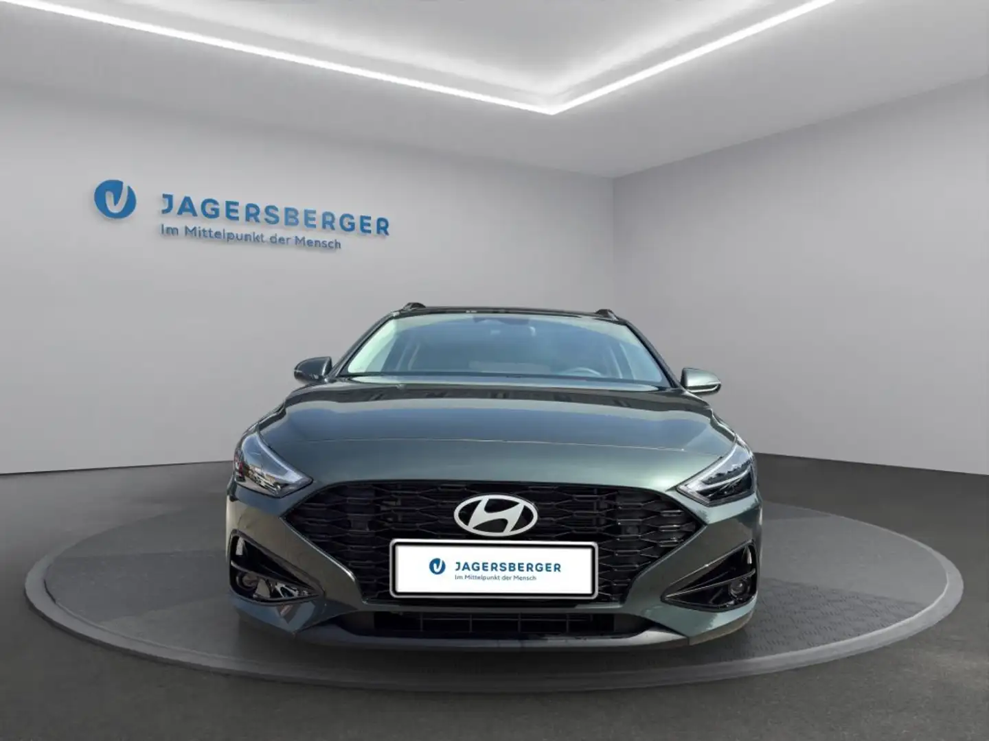 Hyundai i30 Kombi  Comfort Line 1.0 T-GDI Grün - 2