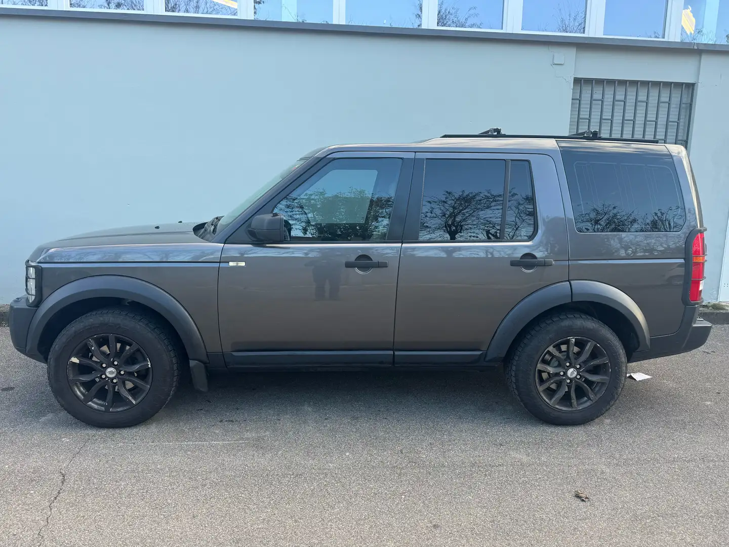 Land Rover Discovery 3 2.7 tdV6 SE Grau - 2