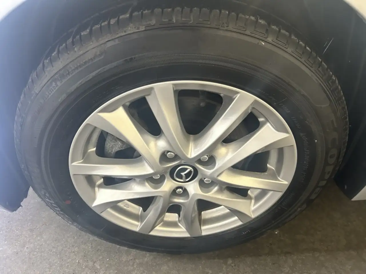 Mazda 3 снимка Mazda 3