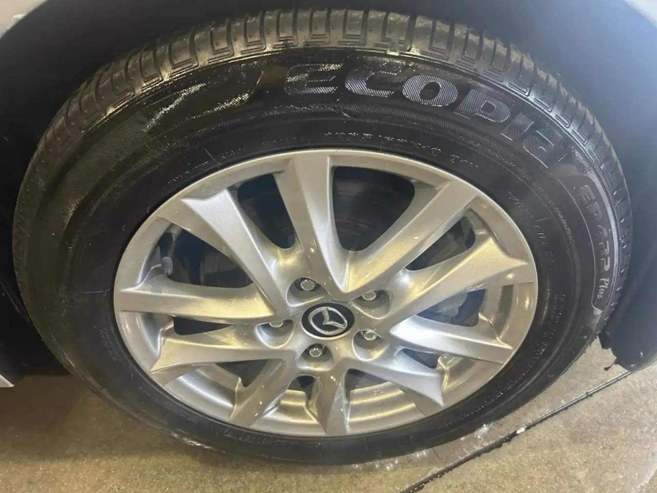 Mazda 3 снимка Mazda 3
