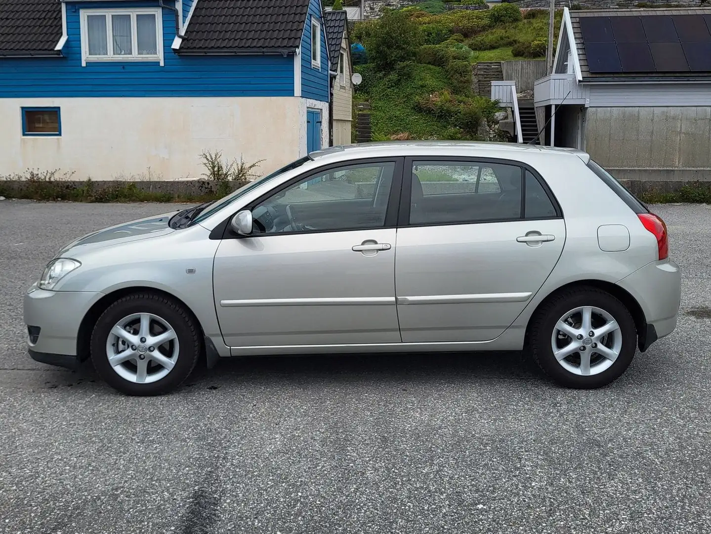 Toyota Corolla 1.6i VVT-i 16v Linea Sol Argent - 2