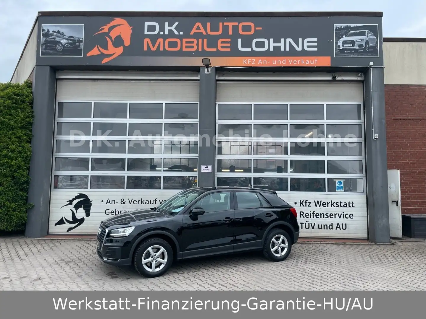 Audi Q2 35 TDI quattro basis 2.0 TDI*AUTOMATIK*1.HAND Schwarz - 1