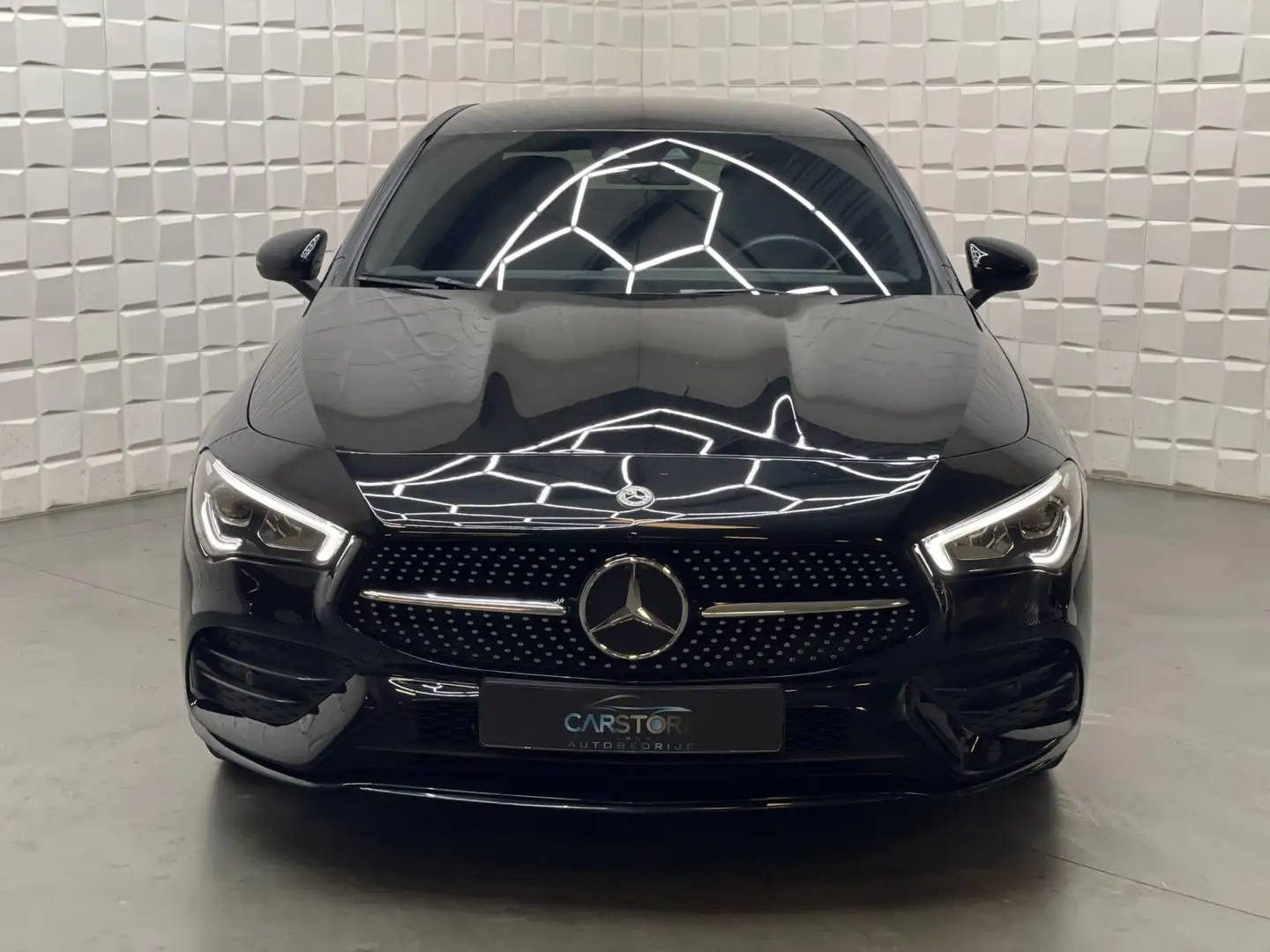 Mercedes-Benz CLA 250 e AMG NIGHT SFEER CAMERA Černá - 2