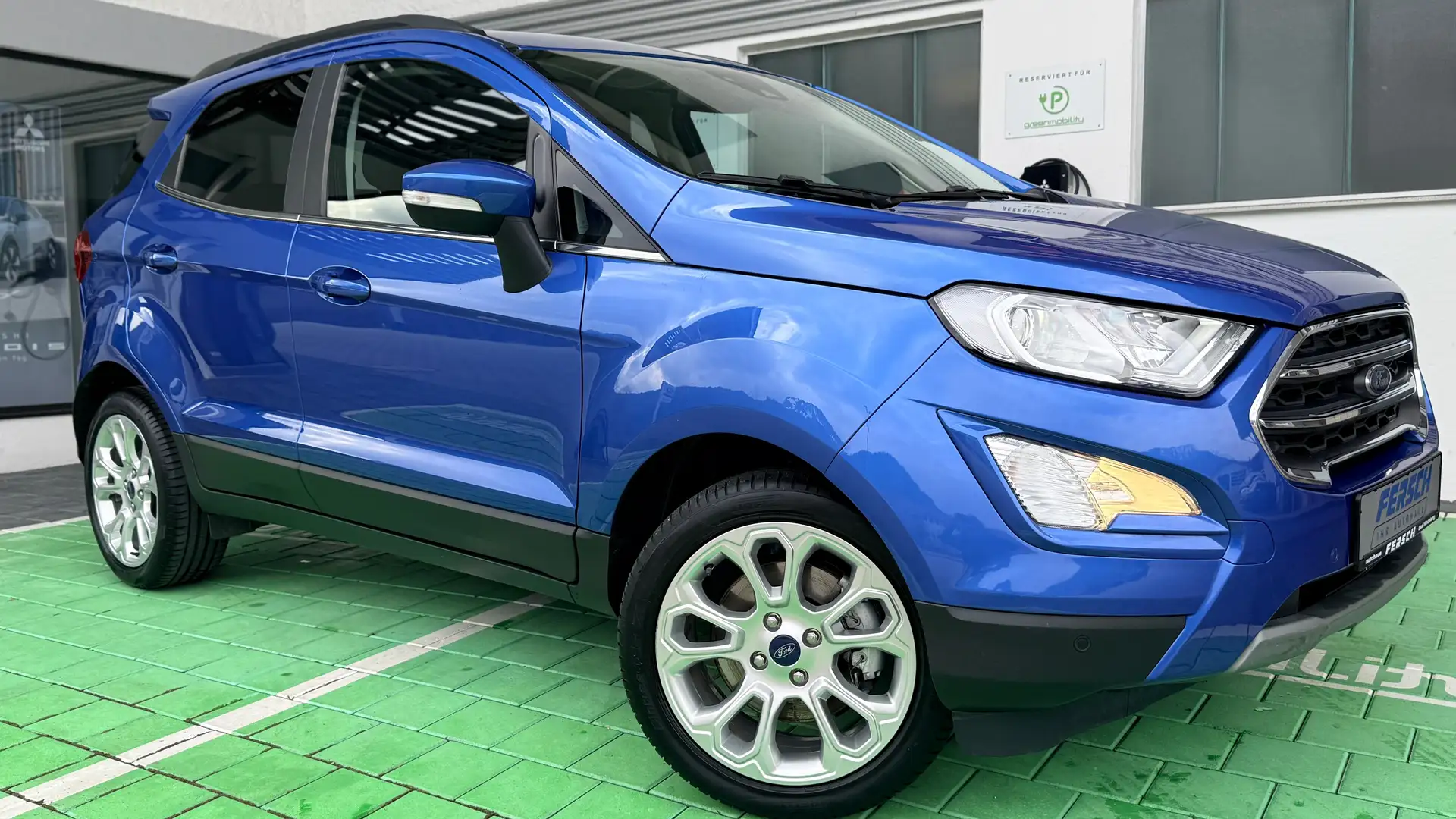 Ford EcoSport 1.0 Titanium mit Ford Navi SYNC3 und Freisprech Azul - 1