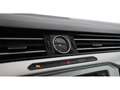 Volkswagen Passat Variant 1.6 TDI Comfortline NAVI SITZHZG Schwarz - thumbnail 18