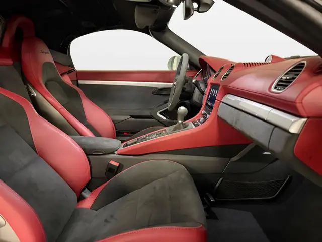 Porsche Boxster view 14