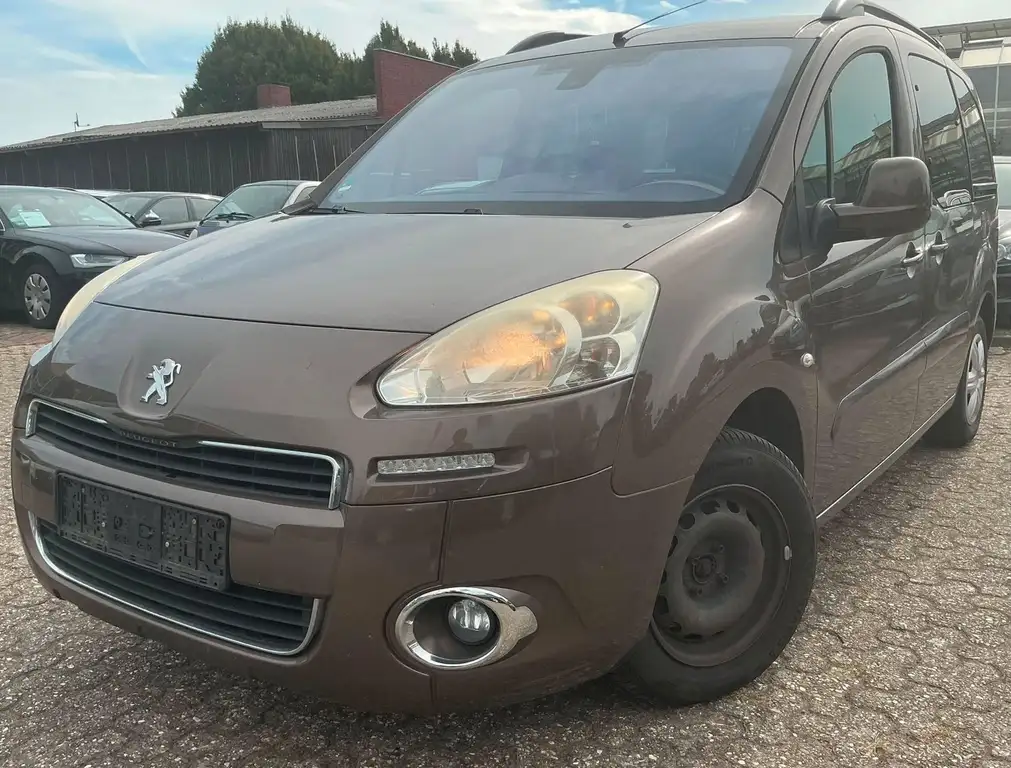 Peugeot Partner 2012 из Европы — купить под ключ