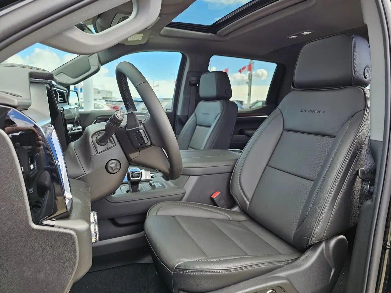GMC Sierra 1500 снимка GMC Sierra 1500