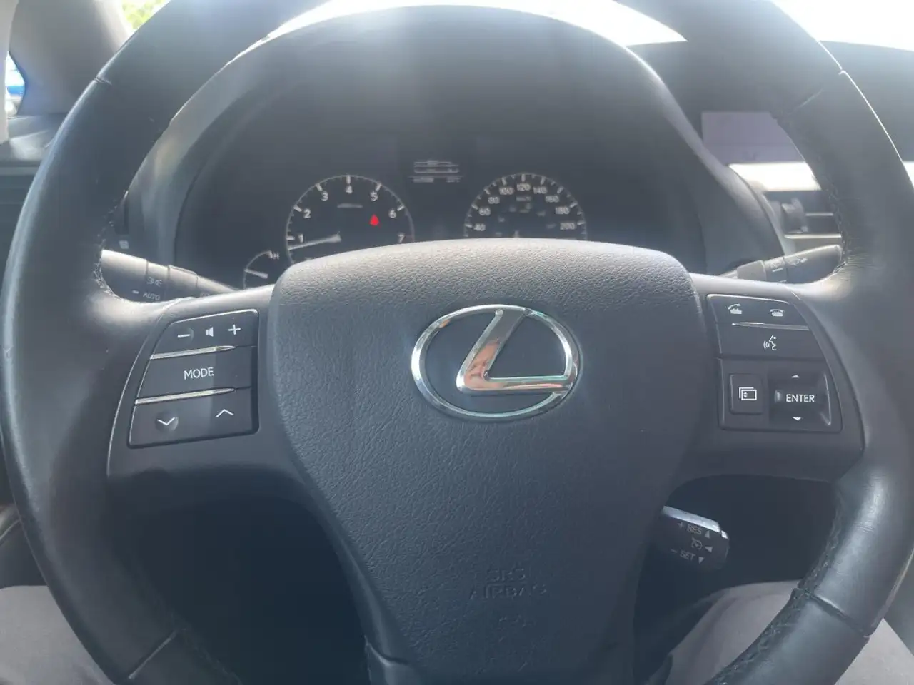 Lexus RX fotografie Lexus RX
