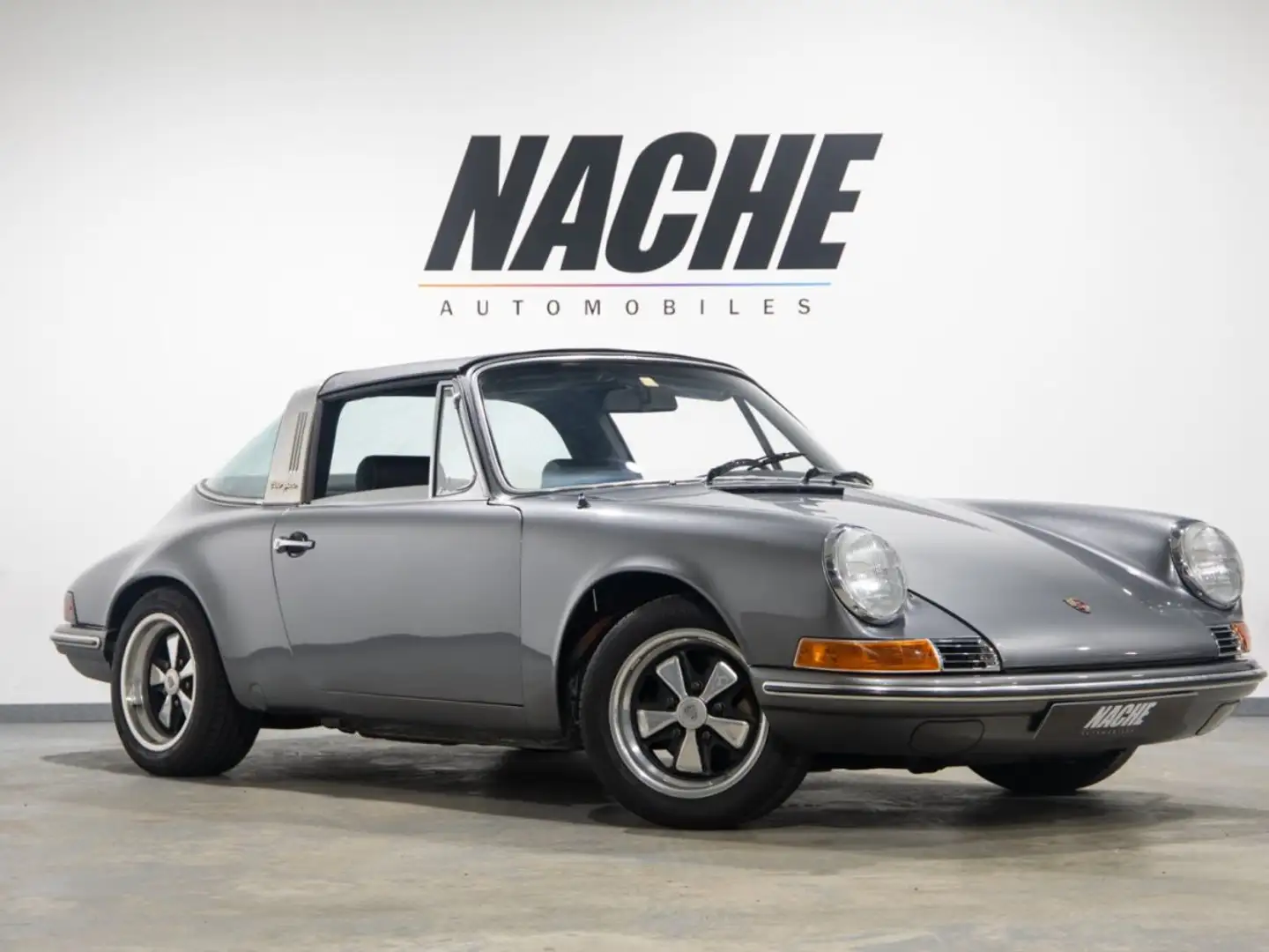 Porsche 911 2.2 T targa - 2