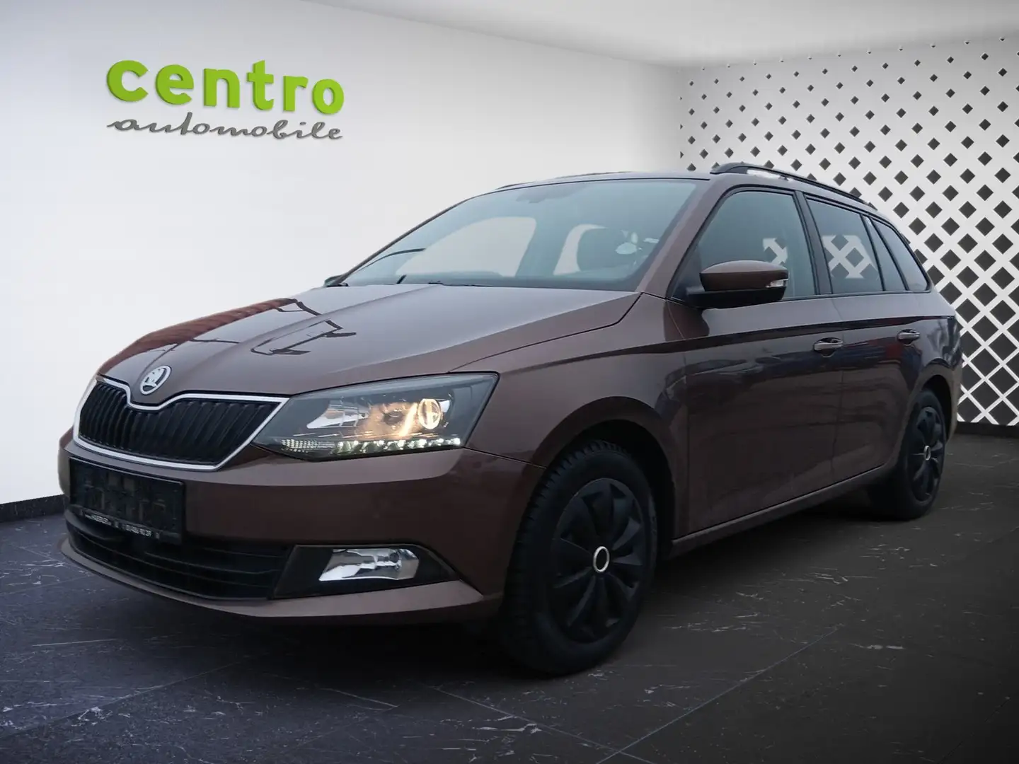 Skoda Fabia Fabia Combi Ambition 1,0 TSI Ambition + WR + AHV - 2