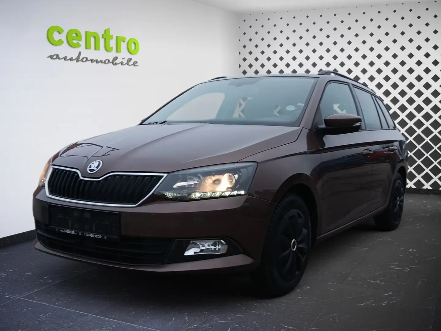 Skoda Fabia Fabia Combi Ambition 1,0 TSI Ambition + WR + AHV - 1