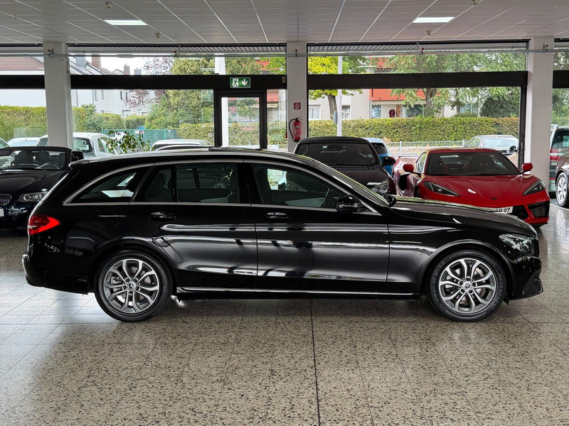 Mercedes-Benz C 180 T-Modell/LED/Navi/Panorama/AHK/2.Hand — photo 5