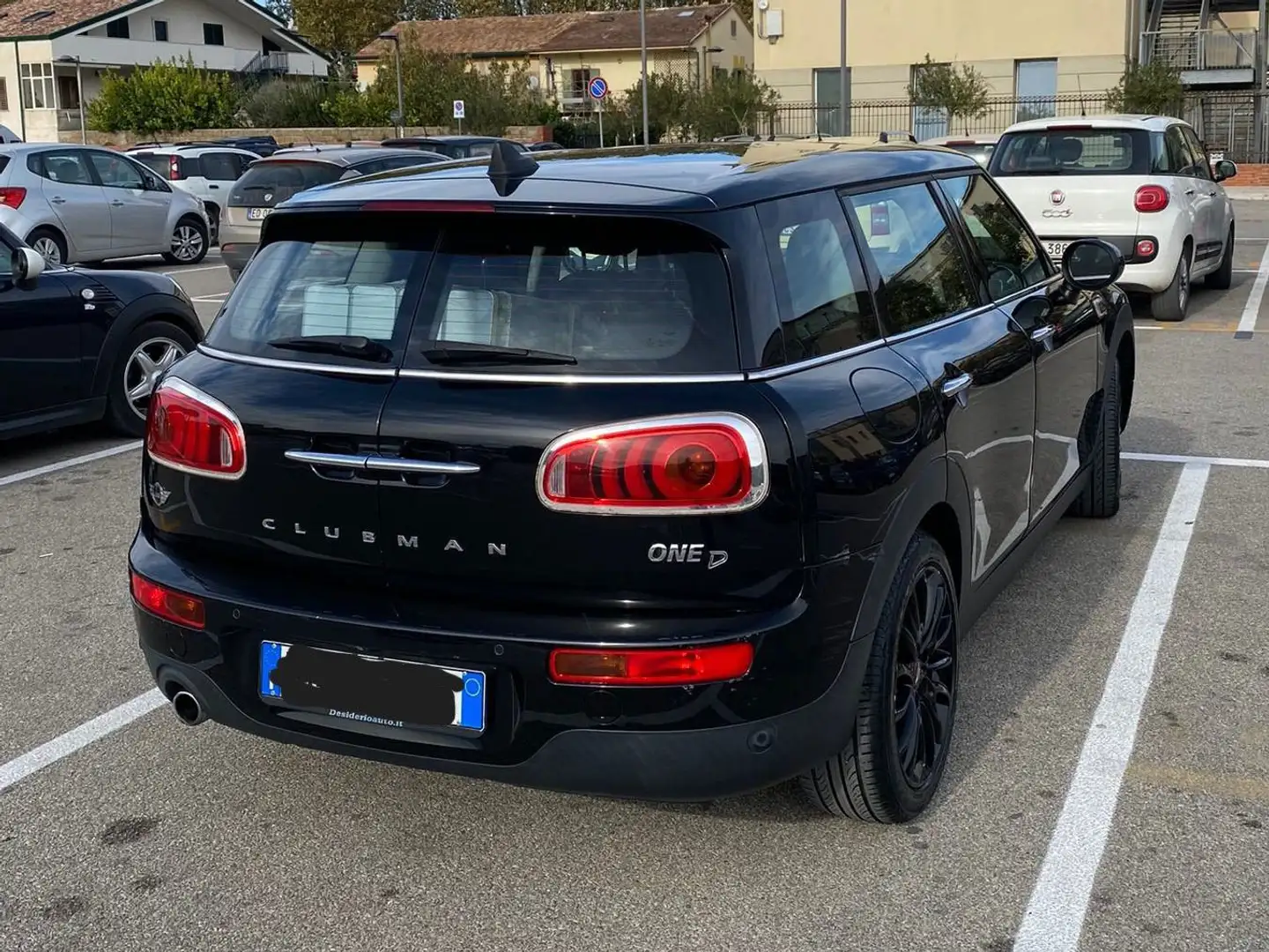 MINI One D Clubman Mini IV F54 2016 Clubman 1.5 auto Černá - 2