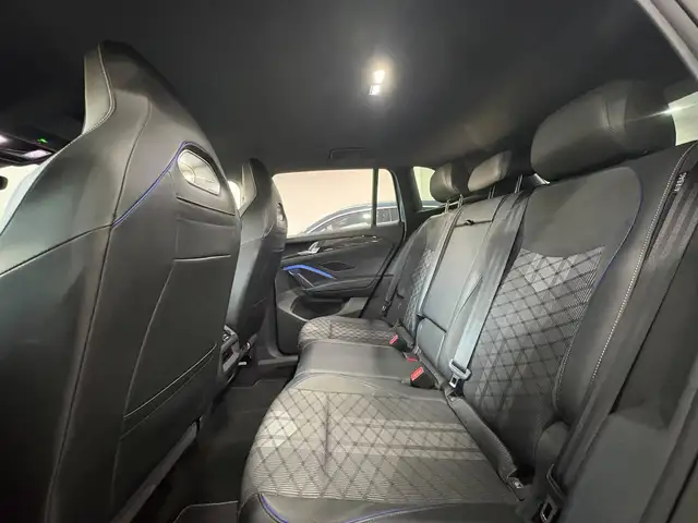 Volkswagen Tiguan view 14